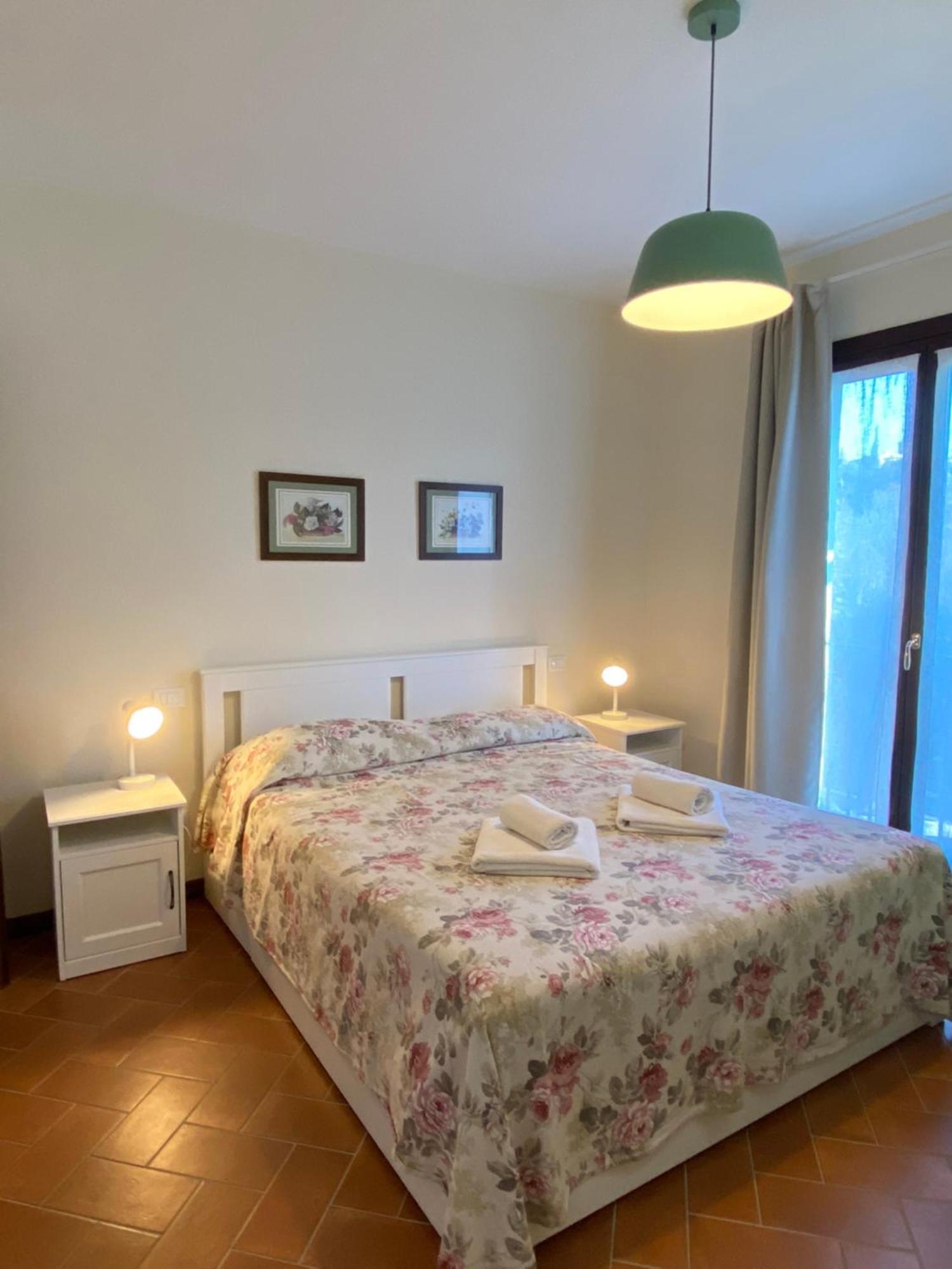 Residenza Cipressi E Olivi Apartment Verona Bagian luar foto