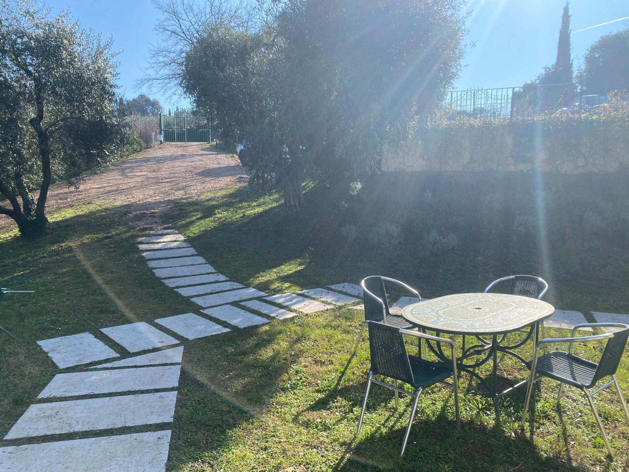 Residenza Cipressi E Olivi Apartment Verona Bagian luar foto